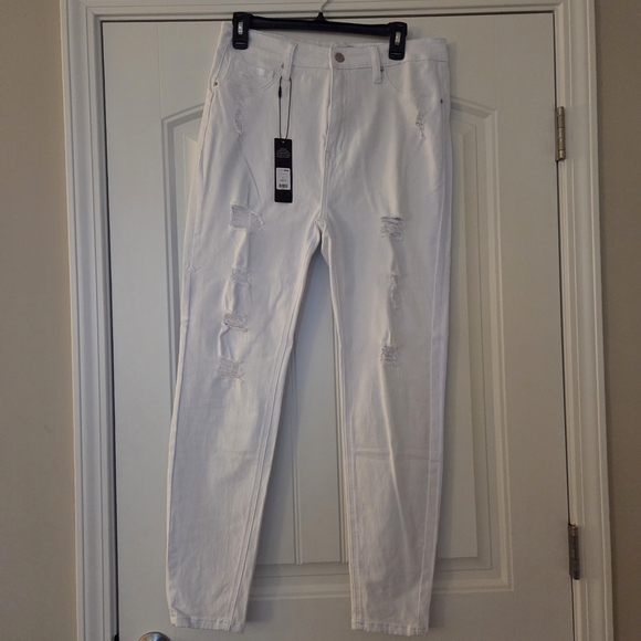 Fashion Nova Denim - Fashion Nova White Denim